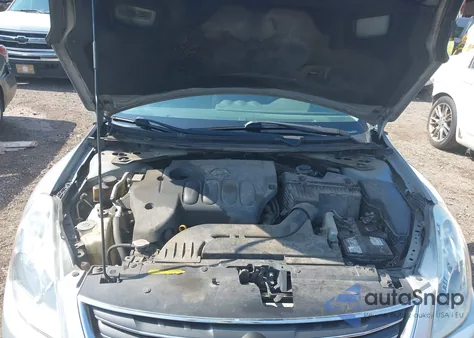 2010 Nissan Altima 2.5 S z USA, uszkodzony, nr VIN 1N4AL2AP0AC142759